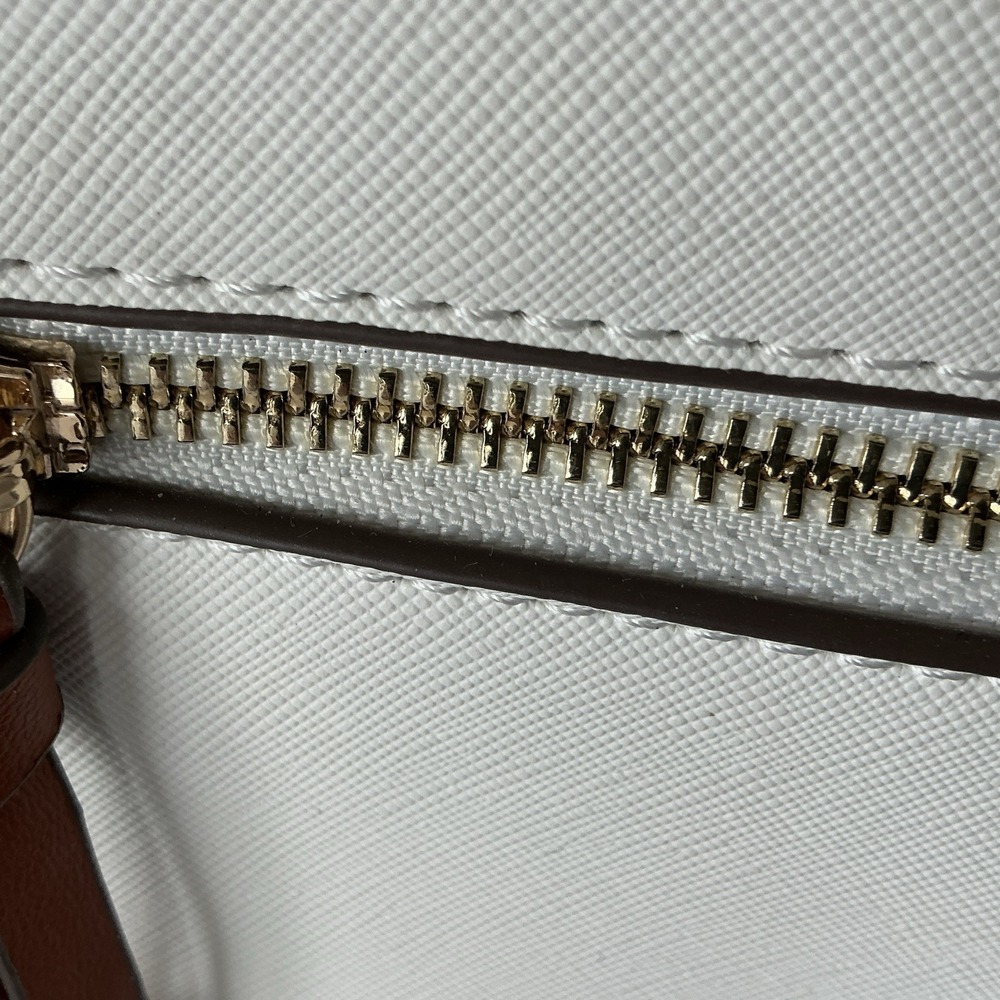 Anne Klein Crossbody‎ Bag Cream Brown Colorblock Chain Strap - Picture 13 of 13